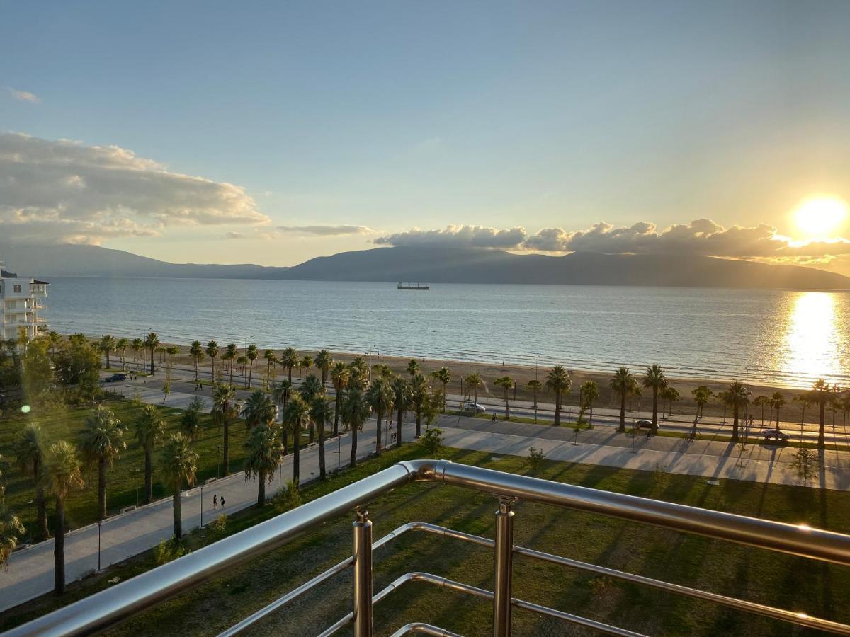 Sea Side Apartment Vlorë Exterior foto